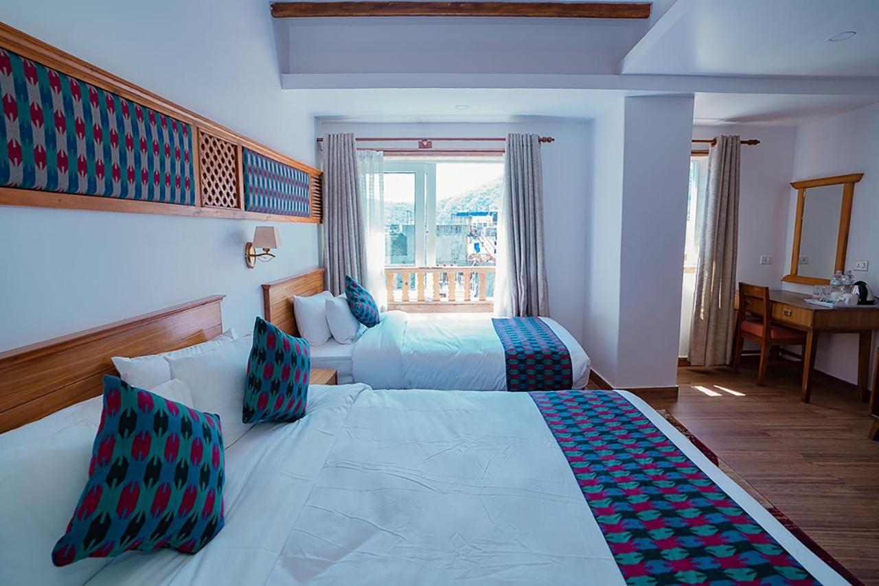 Himalayan Glory Inn Pokhara Exterior photo